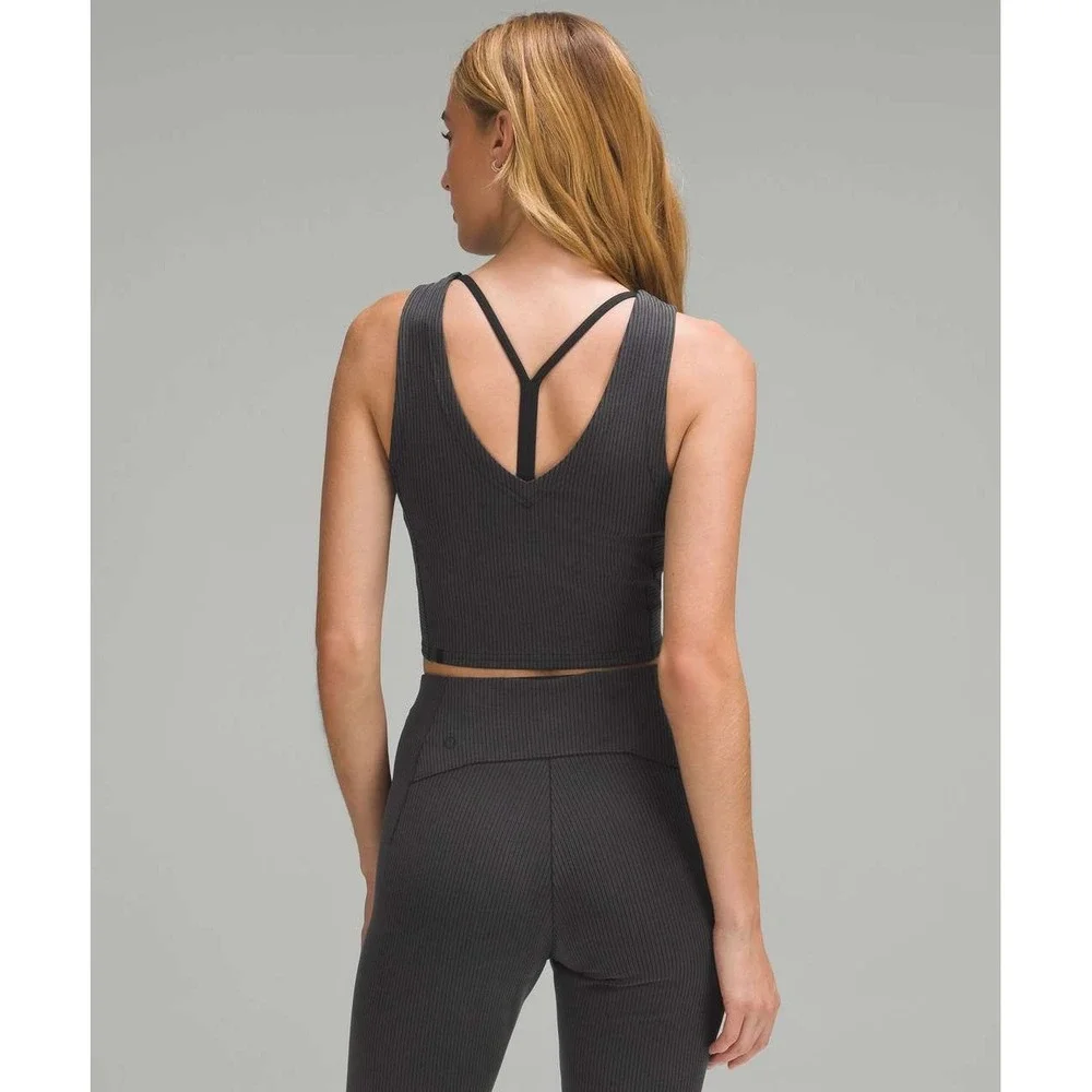 Lululemon Ribbed Softstreme Cropped Tank Top Black Size 8‎ Yoga Workout V-Back
